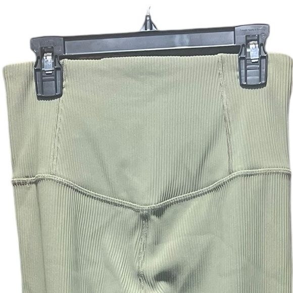 ATHLETA Elation Rib Tight Eucalyptus Olive Green Size Small Tall - Picture 9 of 10